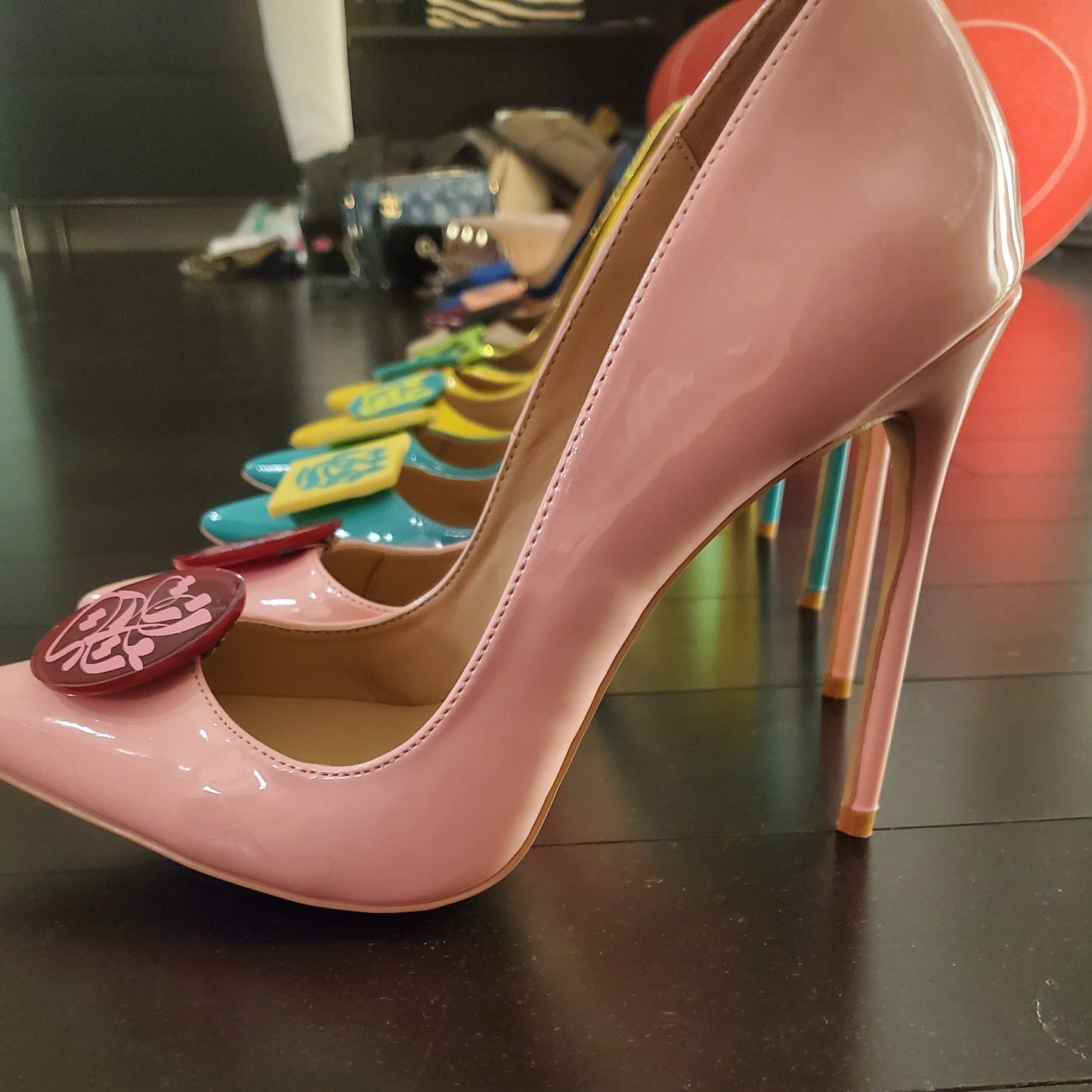 Pinkberry Whisper Shoe Clips