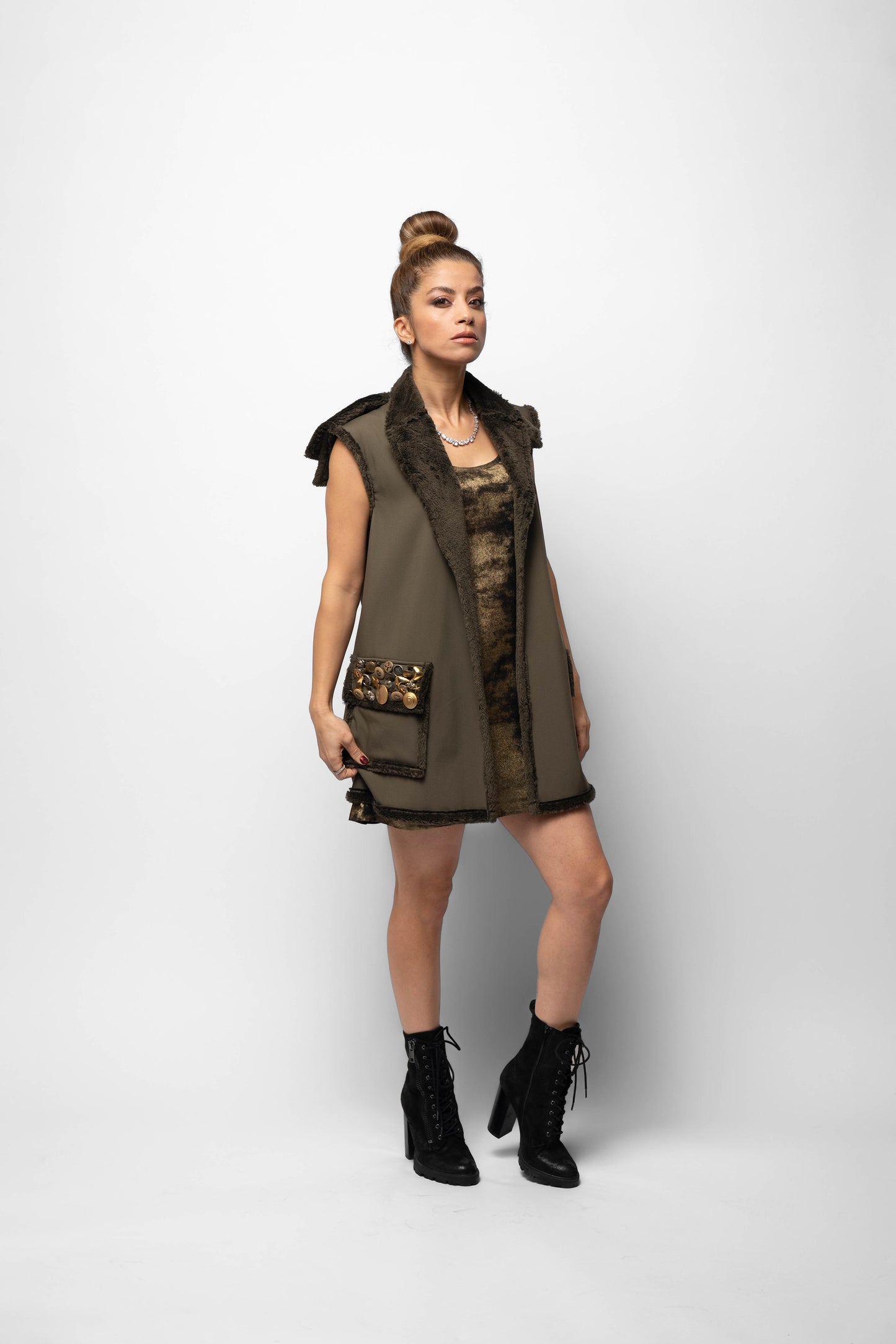 Razani Evergreen Glamour Vest